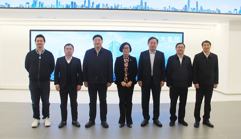 中共江西省委副書記、贛州市委書記吳忠瓊一行蒞臨方大集團考察指導(dǎo)